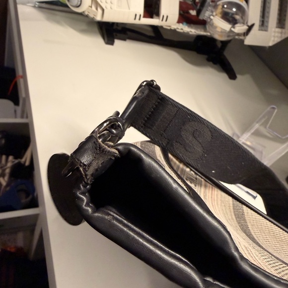 Stella McCartney Black and Cream Striped Shoulder Bag - Picture 8 of 8